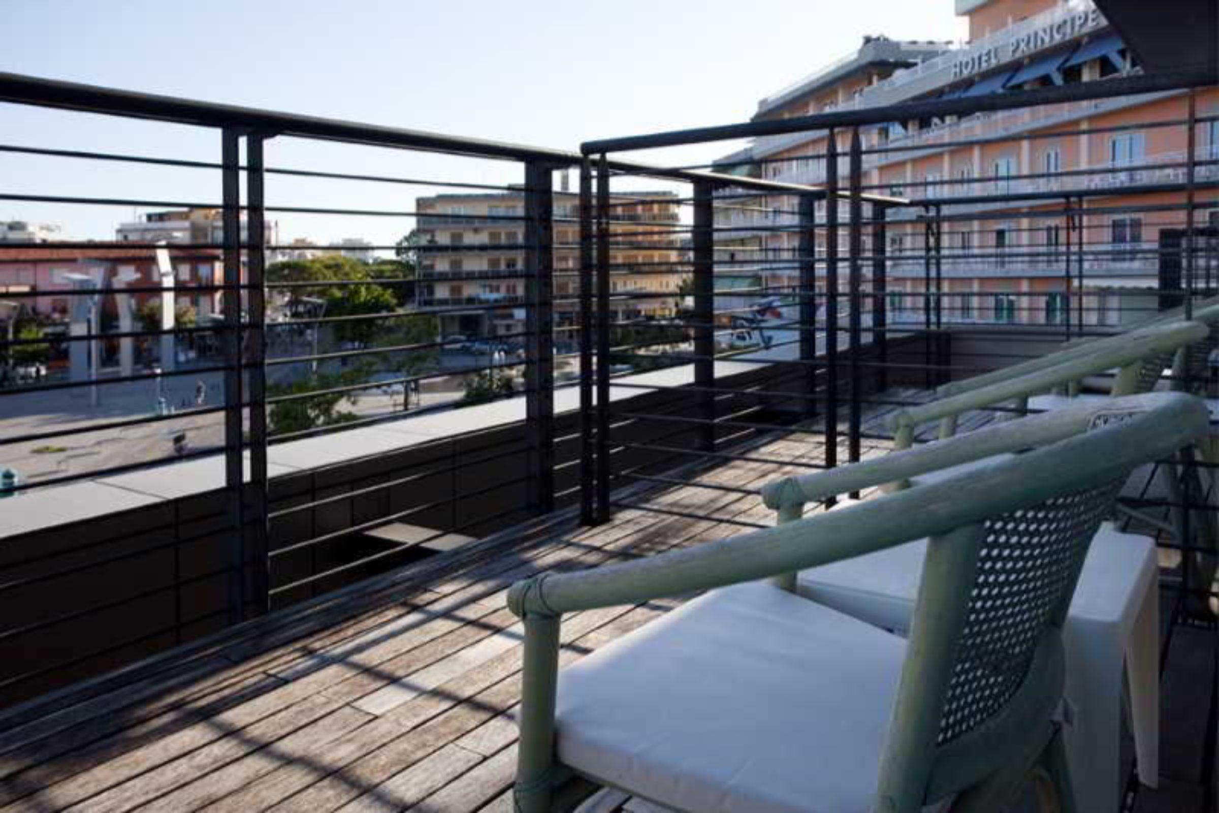 Hotel Eden Lido di Jesolo Bagian luar foto