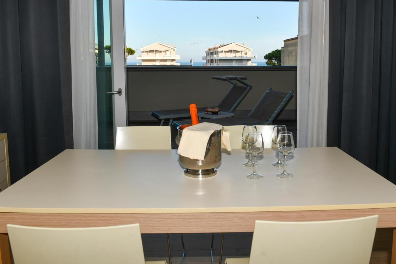 Hotel Eden Lido di Jesolo Bagian luar foto
