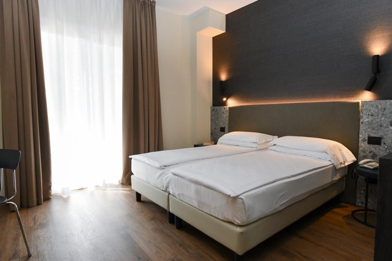 Hotel Eden Lido di Jesolo Bagian luar foto